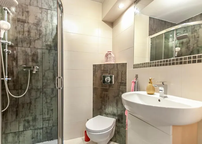 Mieszkanie 865 Z Balkonem & Parking Apartment *